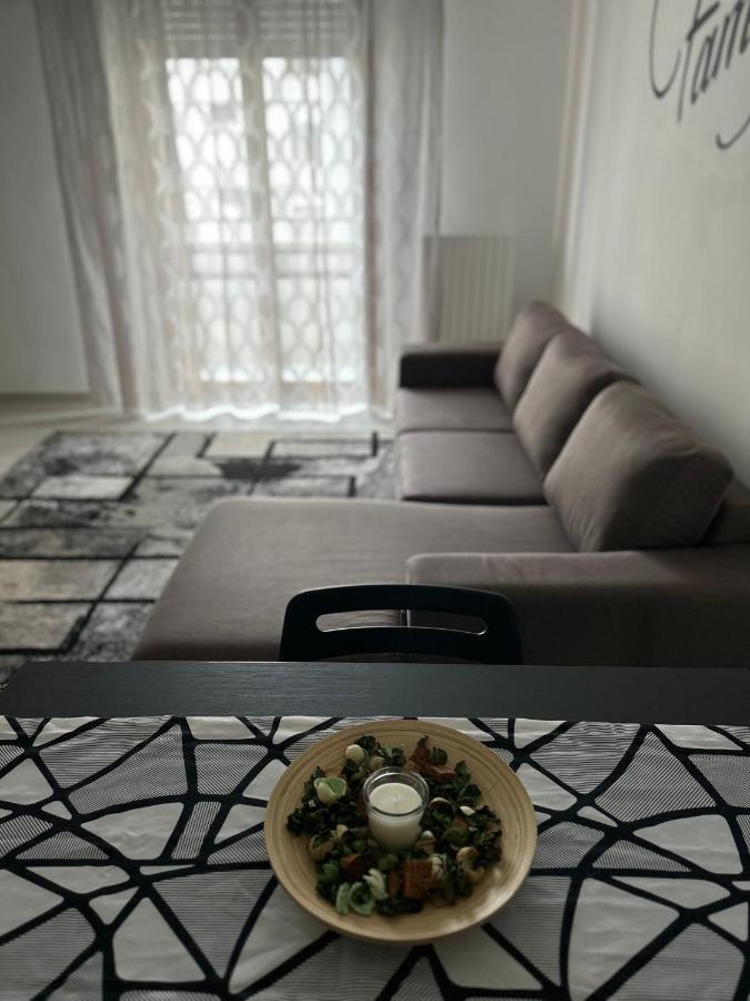 Appartement La Dimora Di Enea à Brindisi Extérieur photo