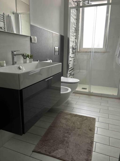 Appartement La Dimora Di Enea à Brindisi Extérieur photo