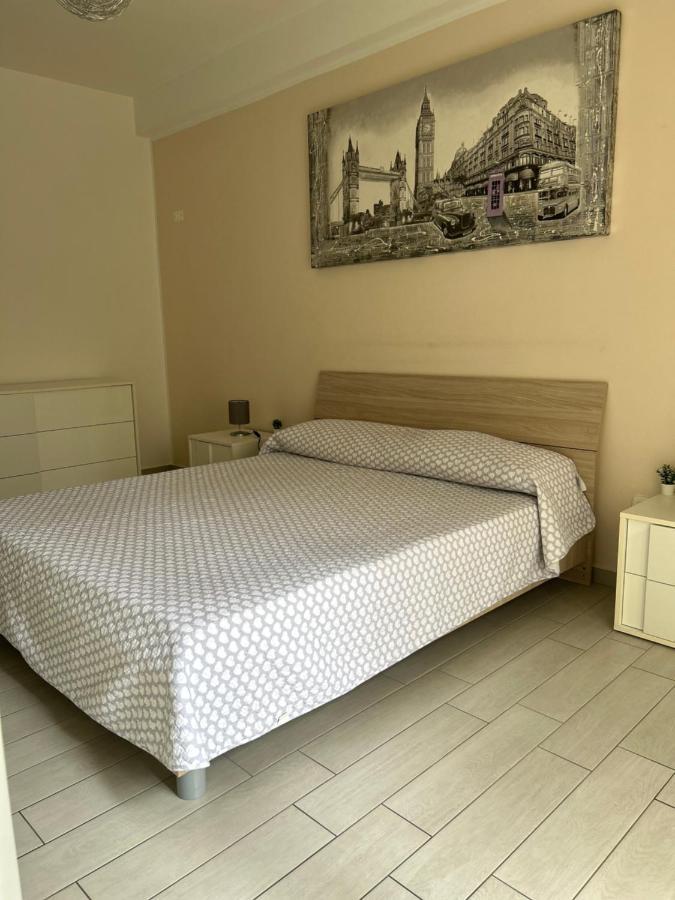 Appartement La Dimora Di Enea à Brindisi Extérieur photo