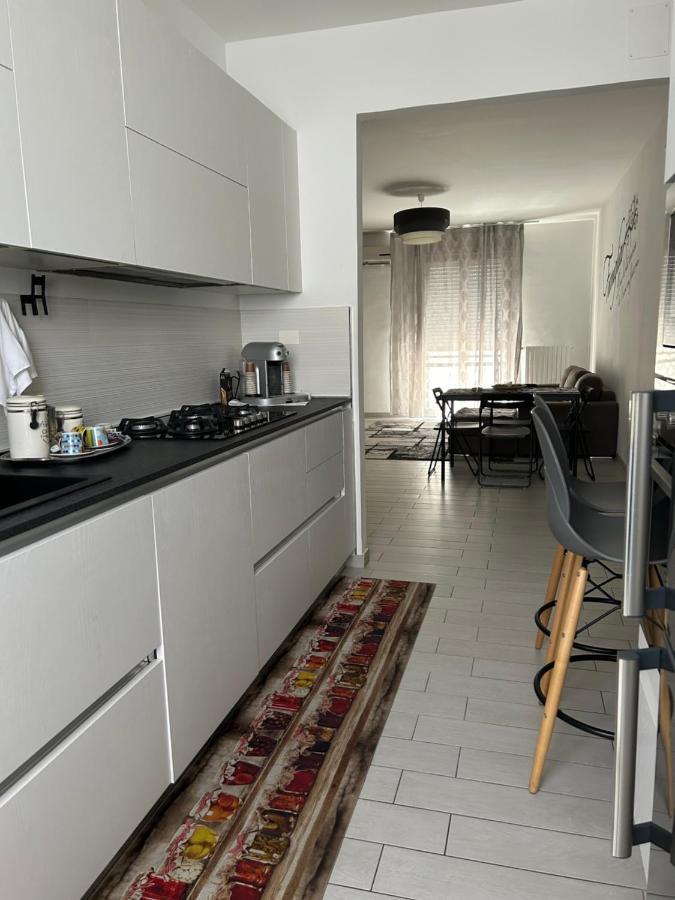 Appartement La Dimora Di Enea à Brindisi Extérieur photo