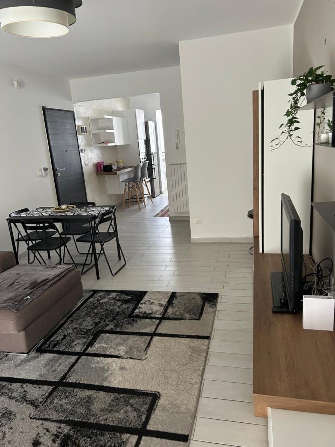 Appartement La Dimora Di Enea à Brindisi Extérieur photo