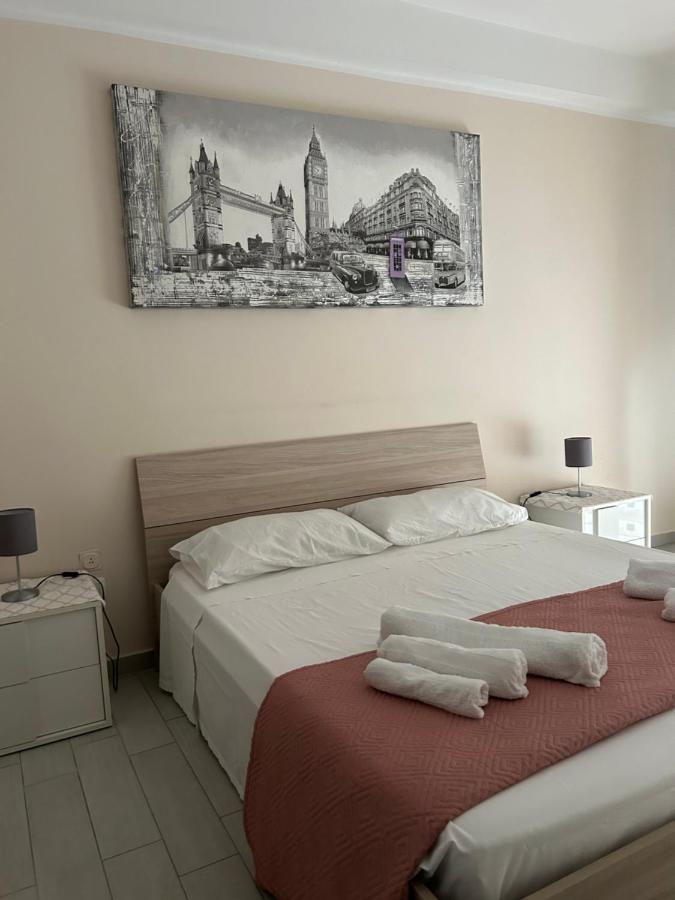Appartement La Dimora Di Enea à Brindisi Extérieur photo